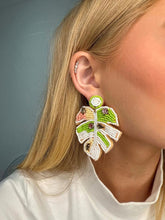Load image into Gallery viewer, Beaded Palm Leaf Earring in Pink, Peach &amp; Green
